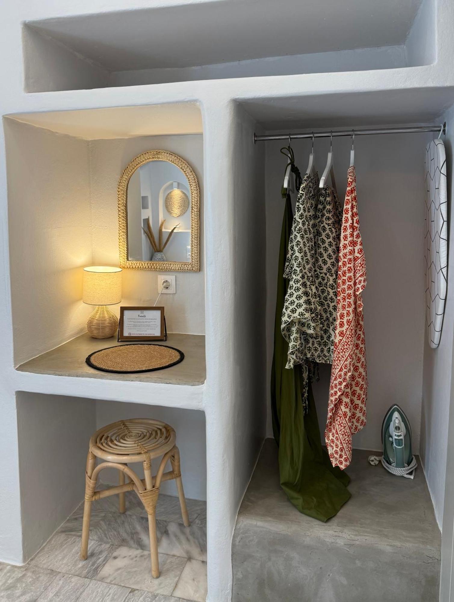 Fratelli Family Rooms Тинос Екстериор снимка